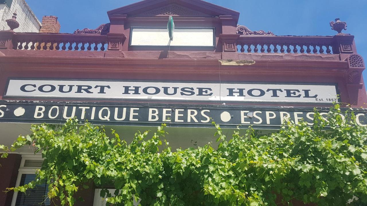 Courthouse Hotel Ararat Exterior photo