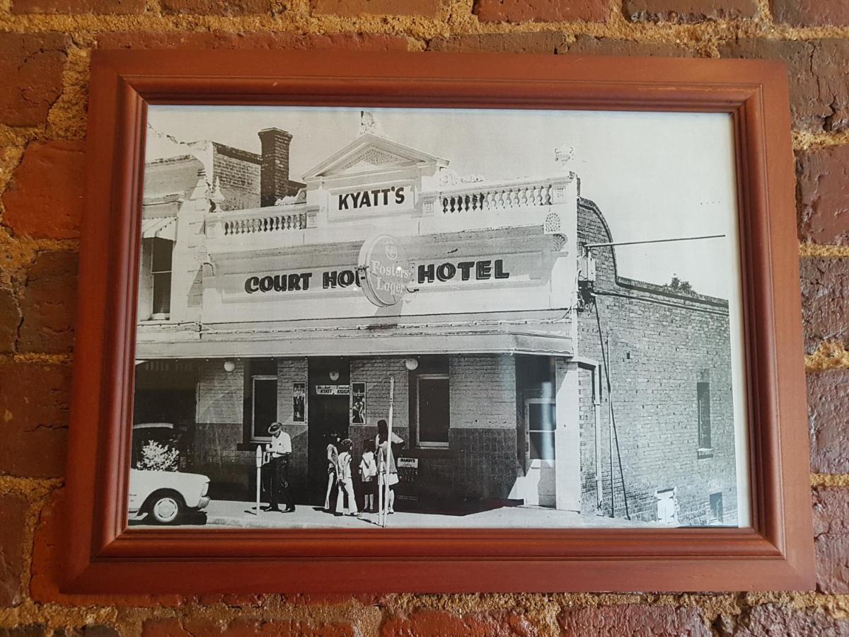 Courthouse Hotel Ararat Exterior photo